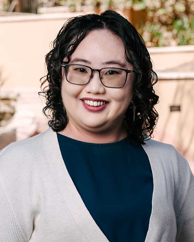 Leslie Ho